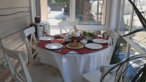 Бальзамин, когда лучше черенковать. Полила малину и клубничные грядки.