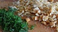 Овощной салат с орешками кешью