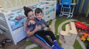 VLOG: Зачем сделала прививку/ Давид бьет Аву/ Фотографии с садика/ Прогулка на улице с папой