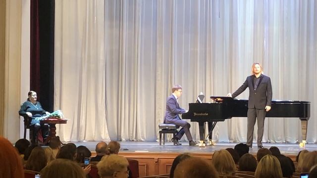 А. Трофимов / концертмейстер В. Попов (Театр оперы и балета, 7/03/24) - песня «Всё, что было» смотреть онлайн