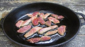 Тушеное мясо свинины с овощами и кукурузой