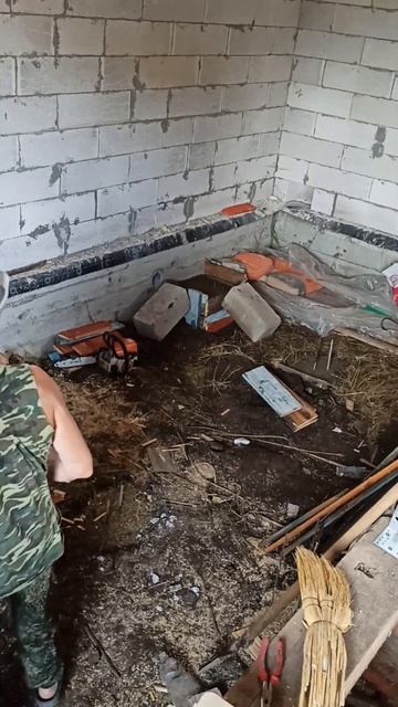 заливаем сваи+площадки под тумбы для пола