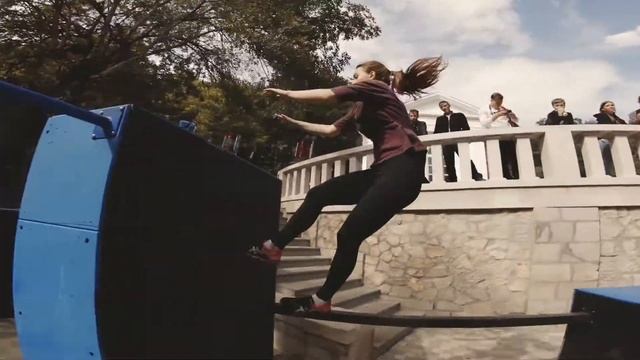 ЖЕНСКИЙ ПАРКУР смотреть онлайн