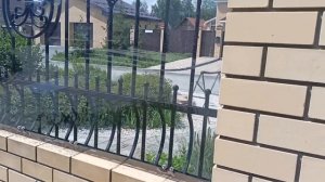 Крепление монолитного поликарбоната толщина 4 мм на з?