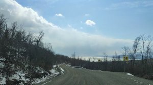 Приморье. Хасанский район. Поселок Береговой. Две его самостоятельные части, соединенные  дорогой.