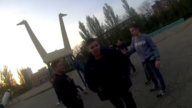 ХАРДБЭЙС ИН ДЭНБЭЙС смотреть онлайн