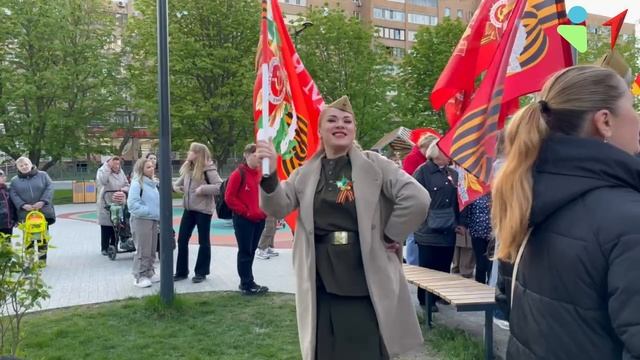 «По главной улице с гармошкой»: видеорепортаж медиацентра «Наш контент» как Балашиха пела песни смотреть онлайн