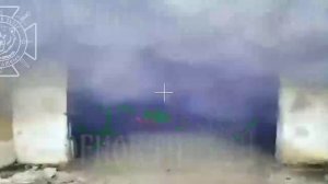 Уникальные кадры работы операторов БпЛА: уничтожение бронетехники противника в подземном гараже