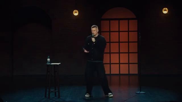 Слава Комиссаренко. Горит хата, гори и сарай. смотреть онлайн