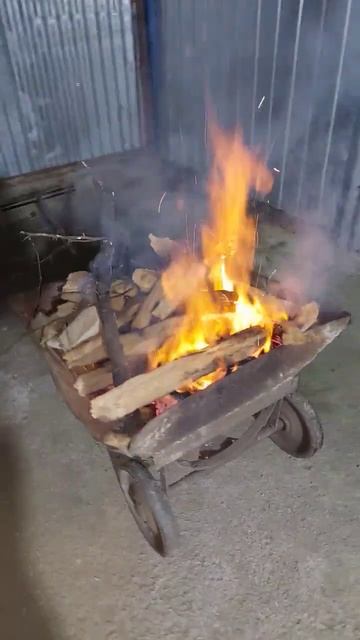 #шашлык #шашлыкмашлык #людидела #стройплощадка #лабинс