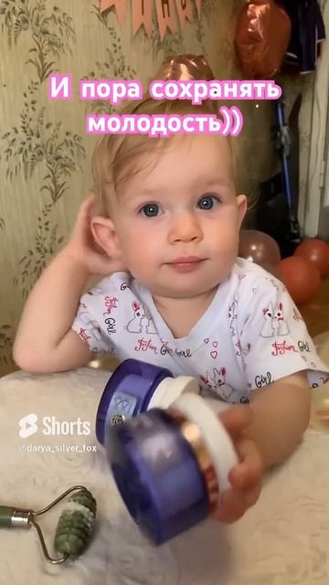 1 год! #family #baby #мираивсе #babygirl #семья #cutebaby #мирослава #де смотреть онлайн