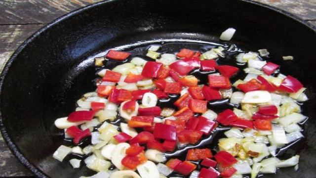 Булгур с красным болгарским перцем