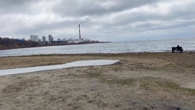 Пляж Кунгасный Владивосток. Строят дома, кафешки (23.04.20 смотреть онлайн