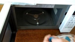 Распаковка — Микроволновая печь LG MS20R42D