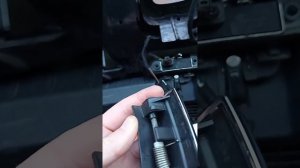 Ремонт кнопки открывание крышки багажника seat Ibiza