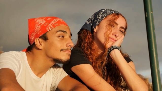 Лёгкая песня о любви 🎶 'Останься со мной' — Музыка для