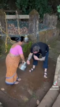 А вы бы рискнули пить воду из колодца в Индии