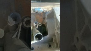 ГАЗ Замена тройника патрубка помпы Craisler 2.4 легко.