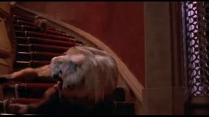 Горячие головы! Часть вторая, 1993. Саддам. Стрельба вслепую.