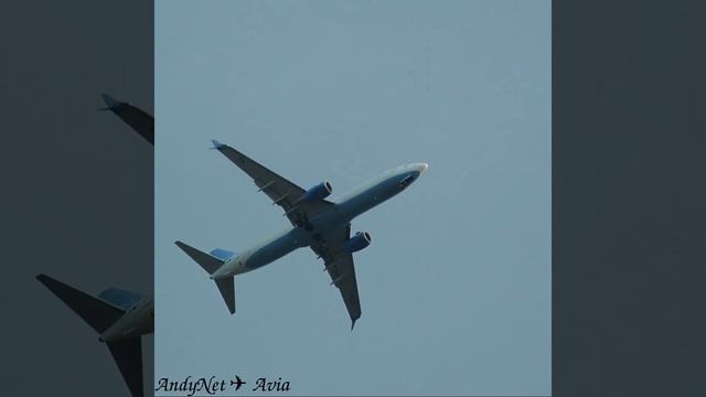 Boeing 737-8MC авиакомпании Победа [RA-73231] заходит на посадку смотреть онлайн