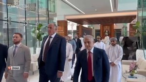 Абдулмуслим Абдулмуслимов посетил инвестиционный центр - Invest Oman Lounge в Маскате