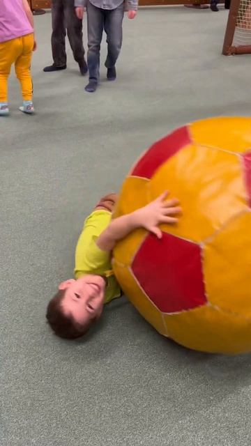 Сколько стоит отпраздновать день рождения в игровой в смотреть онлайн