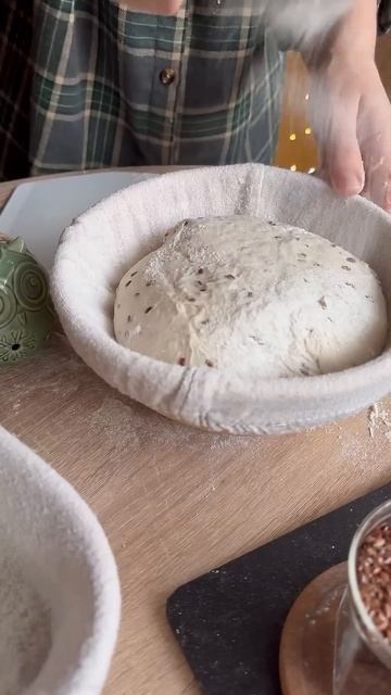Формовка хлеба на закваске #sourdough #рецепт #хлеб #хлебна?