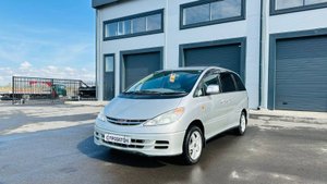 Toyota Estima, 2000 год