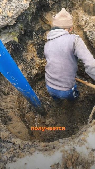 Обваливается котлован — монтируем скважину с металли смотреть онлайн
