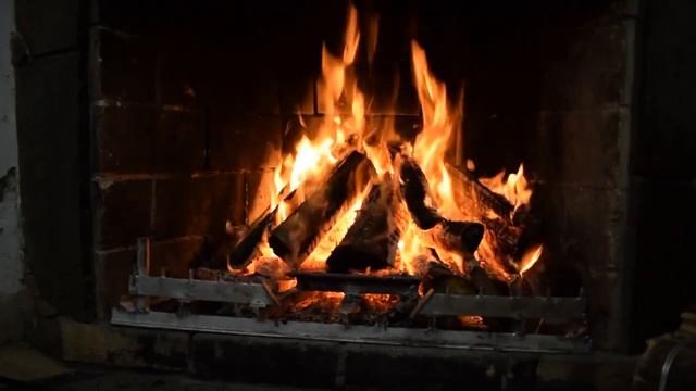 Расслабляющее видео у камина 4K HD #расслабляющиймассаж