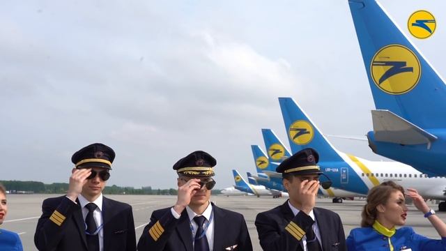 МАУ - це авіаційна сім'я Слогодських смотреть онлайн