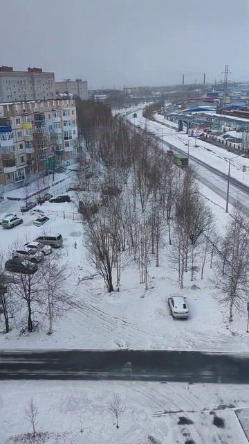 а у нас до сих пор ❄снег лежит. холодно❄🍃 смотреть онлайн
