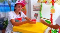 Влад и Никита играют в коктейльную вечеринку