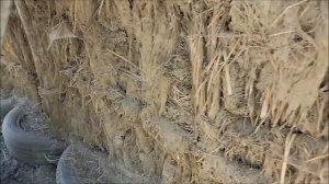 Строю глиняный сарай - первый месяц/строительство из с