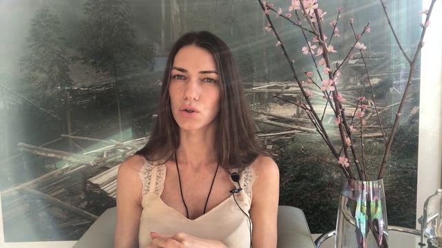 МАСКИ, КОТОРЫЕ МЫ НАДЕВАЕМ НА ЛЮБИМЫХ ЛЮДЕЙ | Астропсихолог Екатерина Российская