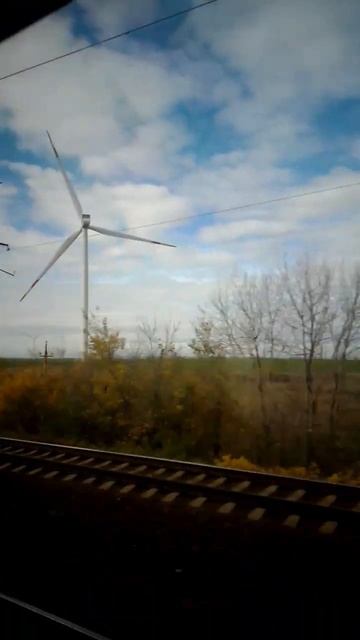 Ветряки недалеко от Замчалово Ростовской области. 25 о? смотреть онлайн