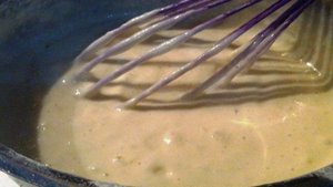 Пышные оладьи с изюмом