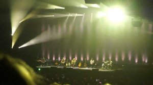 Группа Звери -  За гаражами / Концерт / КЗ Москва / Москв?