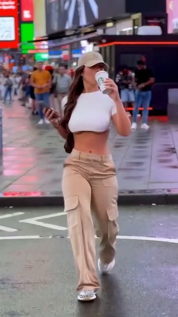 Beautiful Street Fashion Outfits Style #shorts