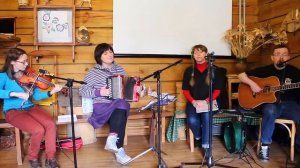 Группа «Jolly Green» Four Green Fields (четыре зеленых поля)