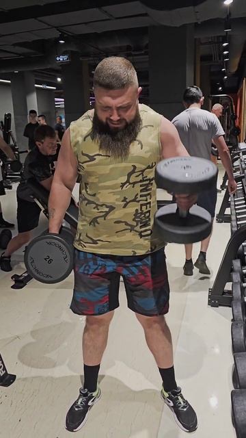 Молотки с гантелями.#motivation#workout#sports#training#gym#lifestyle смотреть онлайн