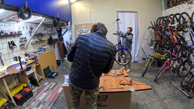 2025.04.26 Сборка трайка РВЗ в мастерской 4K