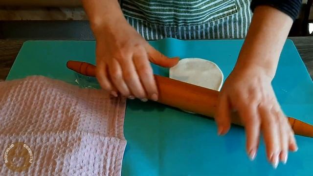 Простые лепешки с начинкой для поста
