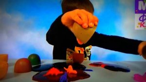 Динозавры игрушки в слизи в яйцах и вулкане ! Мистер Макс