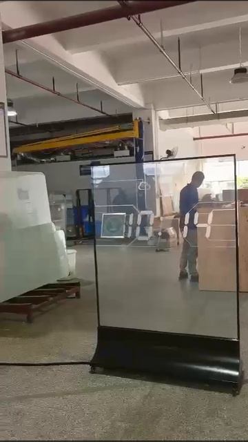Электрохроная PDLC смарт-плёнка превращается в часы - хотели бы себе такие? Размер может быть любой!