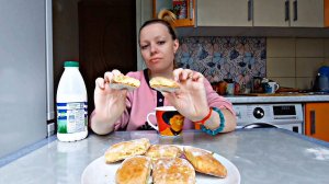 Творожные коржики по-деревенски и кефир 🥨 | Мукбанг