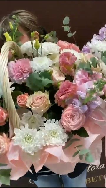 Корзина цветов Бесплатная доставка цветов в Раменско? смотреть онлайн