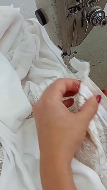 Необычное свадебное платье #люблюшить #модельер #руко?