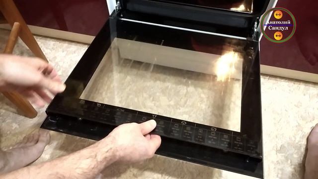 Снимаем стекло Дверцы. Плита Hansa смотреть онлайн