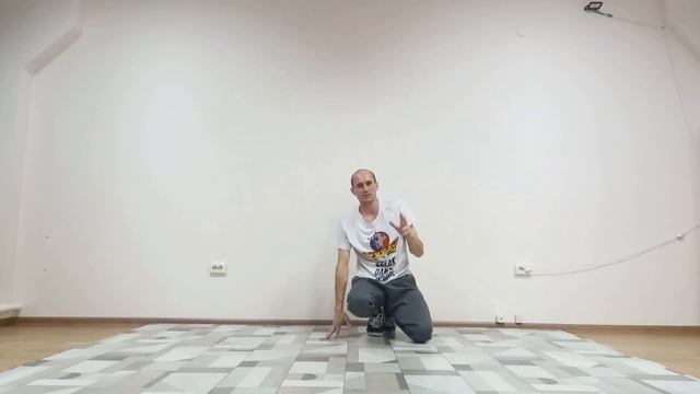 Уроки БРЕЙК-ДАНСА. Флай часть 1 С чего начать?  декабрьский марафон 2023 18